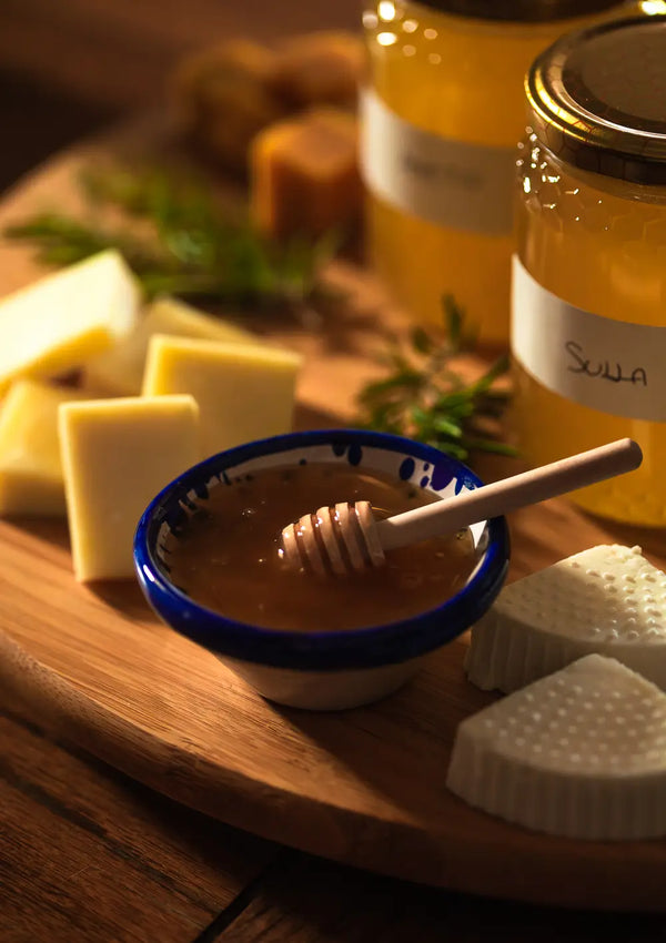 Honey experience at Regaleali