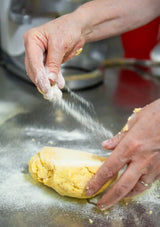 Lezione di cucina siciliana a Regaleali