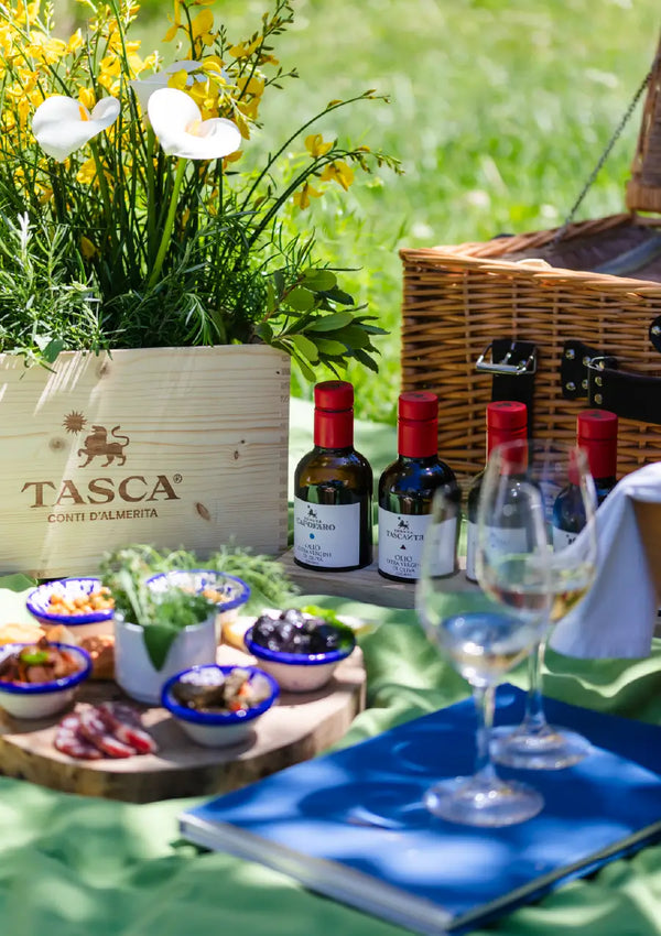 Picnic at Regaleali - Déjeuner sur l’herbe